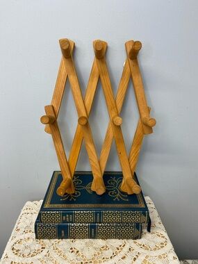 Vintage Wood Accordion Peg Rack